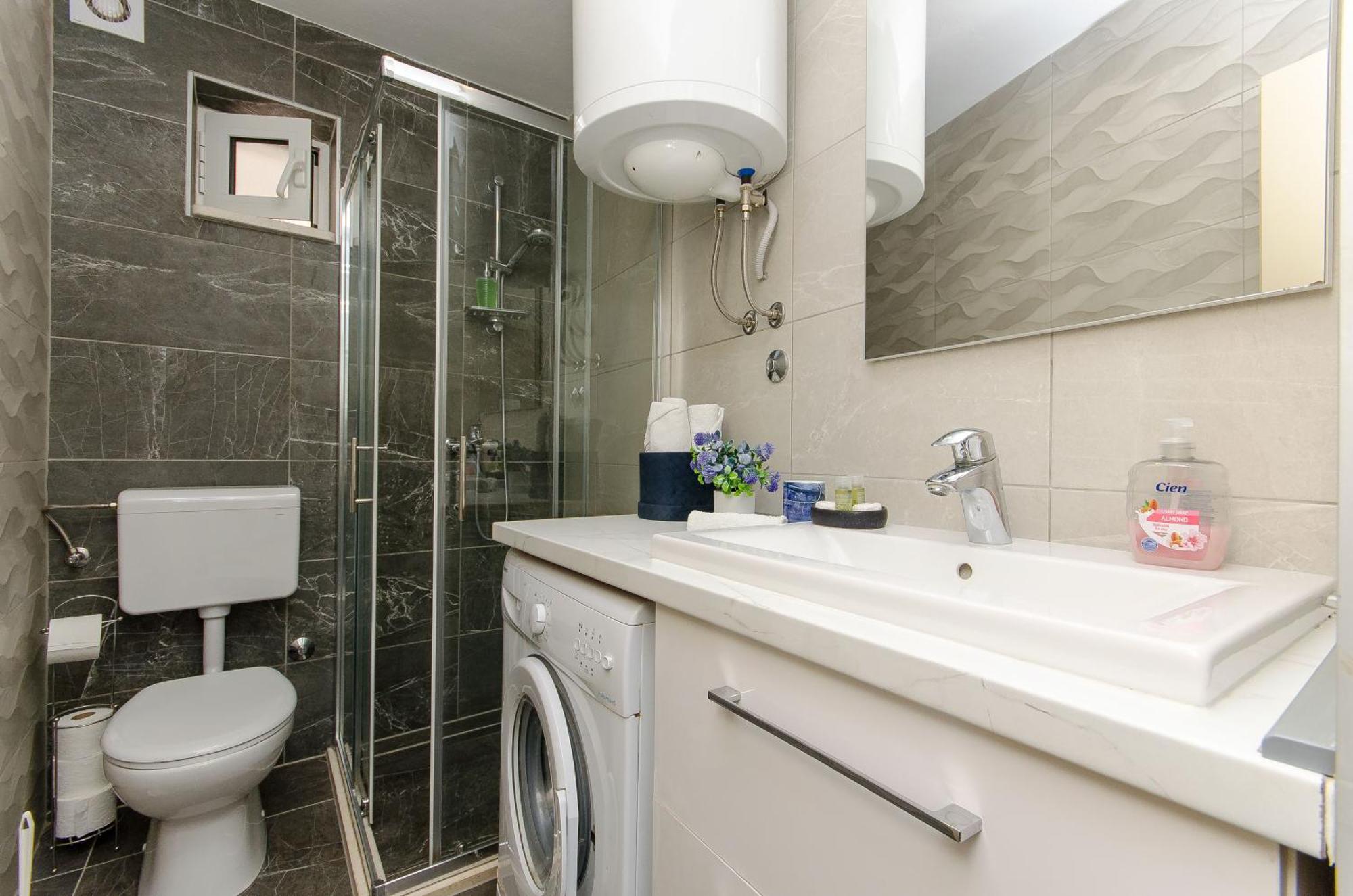 Classy Apartment Center Split Extérieur photo