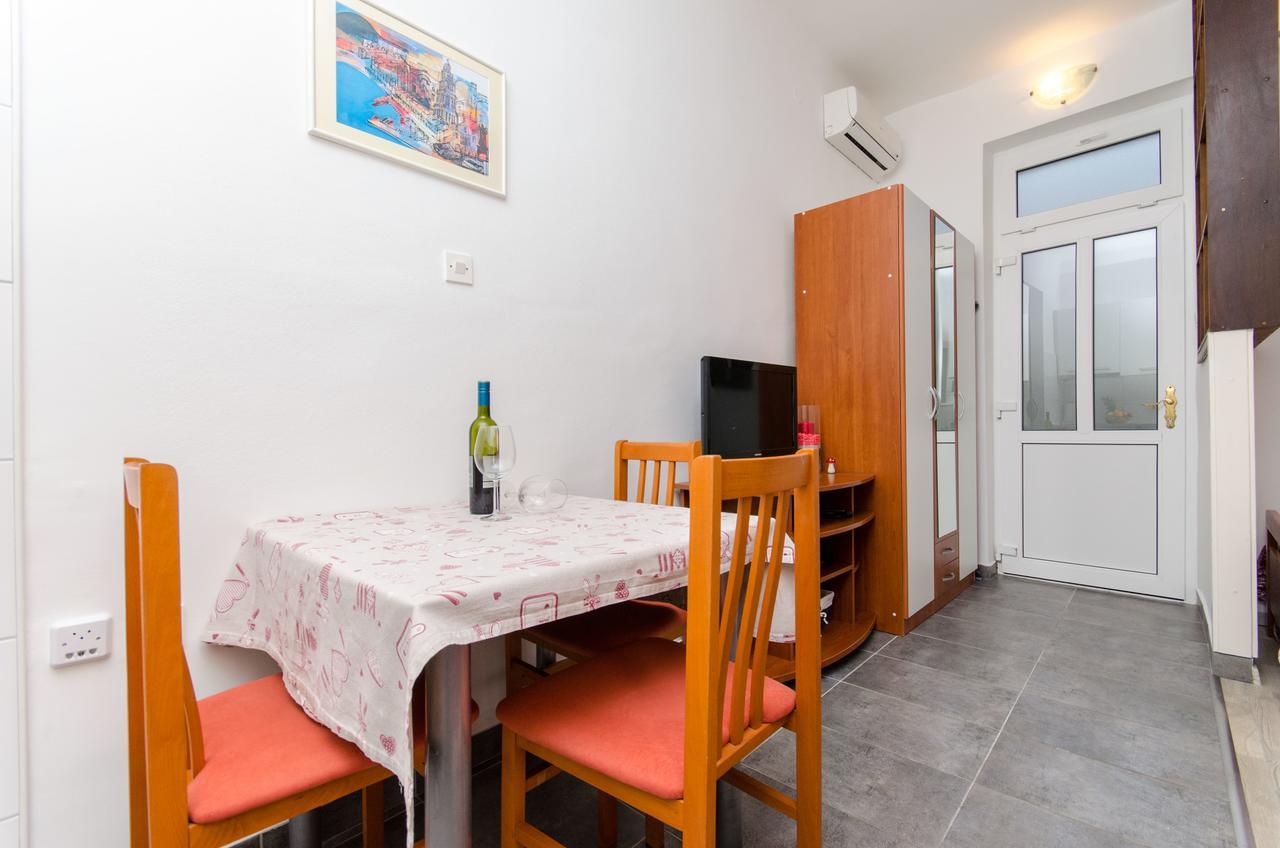 Classy Apartment Center Split Extérieur photo